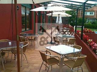 Local commercial à Baiona. Venta de local comercial multiservicios en pleno funcionamiento