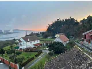 Apartment in Poio. Ático con vistas a la ría en poio  espacio, luz y encanto galleg