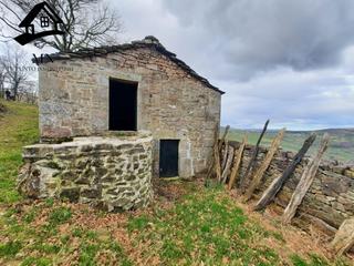 Masia a San Pedro del Romeral. Cabaña pasiega y finca en san pedro del romeral