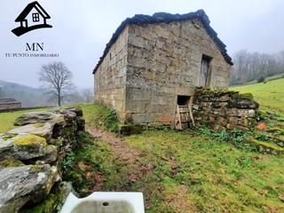 Bauernhof in San Pedro del Romeral. Venta de dos cabañas independientes y amplia parcela en san pedr