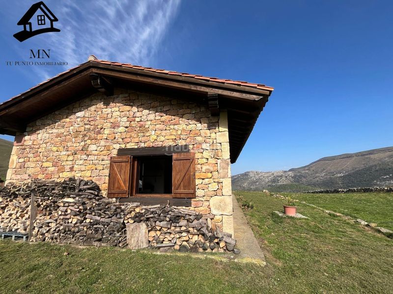 Foto 2fe01340-c433-494d-83c0-76e8815dce20. Masia a Cabuérniga