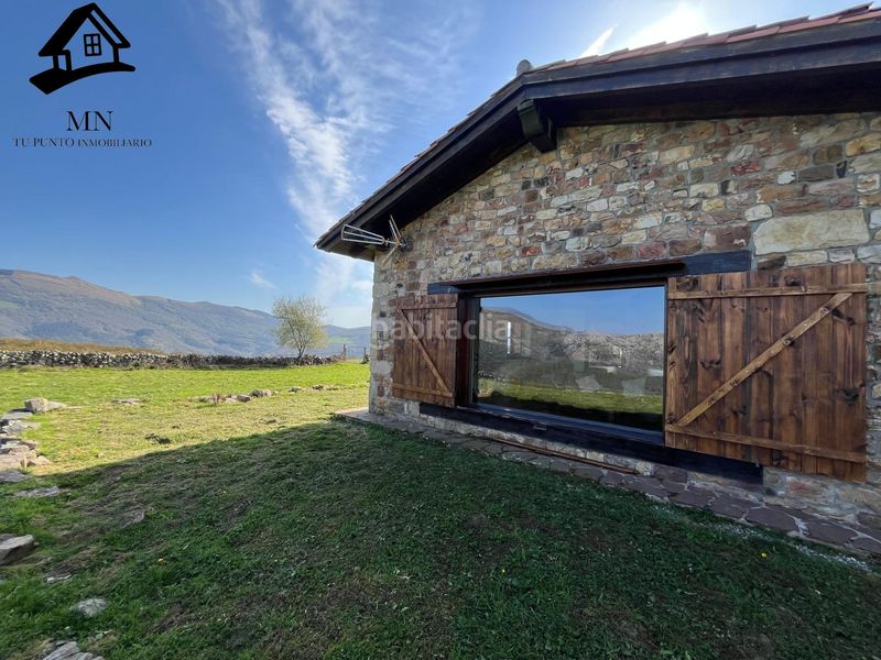 Foto d95ee3da-e540-4cb8-958a-10e41fd0e475. Masia a Cabuérniga