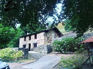 Masia a Vega de Pas. Encantadora casa rural en el barrio viaña de vega de pas