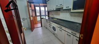 Affitto Appartamento in Villacarriedo. Alquiler para fijo de piso de 3 habitaciones en villacarriedo