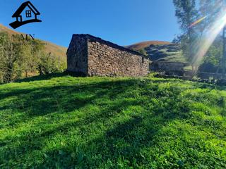 Mas à Vega de Pas. Cabañas en vega de pas
