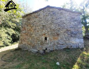 Mas à Espinosa de los Monteros. En venta  cabaña con finca en espinosa de los monteros