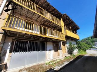 Mas à Luena. Venta de 3 casas pareadas en luena