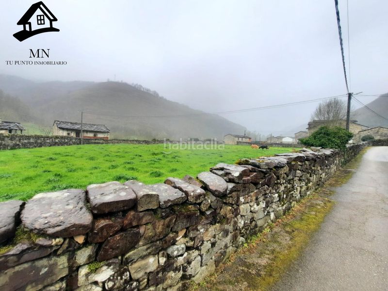Foto fe04fca8-725c-43ba-9d69-50e3c4d0b2a5. Casa amb aparcament a Vega de Pas