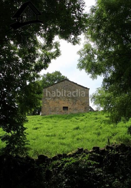 Foto e7e46d03-e44c-4648-be2b-761642c8a3bf. Masia a Luena