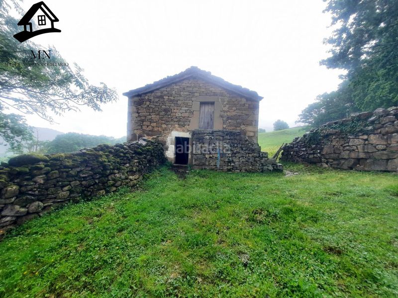 Foto 4901be74-8dd8-455f-9d4a-33c78fdf1114. Masia a Vega de Pas