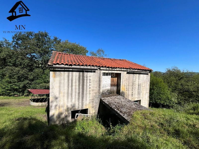 Foto ca6ddbaf-d9cb-4dda-a9d2-4f610f583a6a. Masia a Selaya