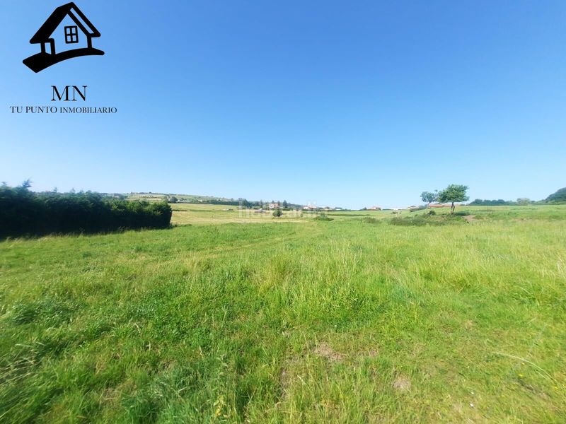 Foto 4e15cf9b-c7ac-4a38-92ff-1f300ad48de6. Casa amb aparcament a Suances