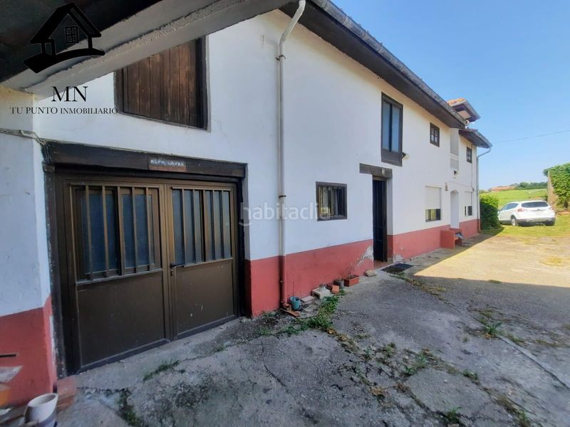 Foto 50857635-3ced-47c8-9744-07e1772e95fe. Casa amb aparcament a Suances