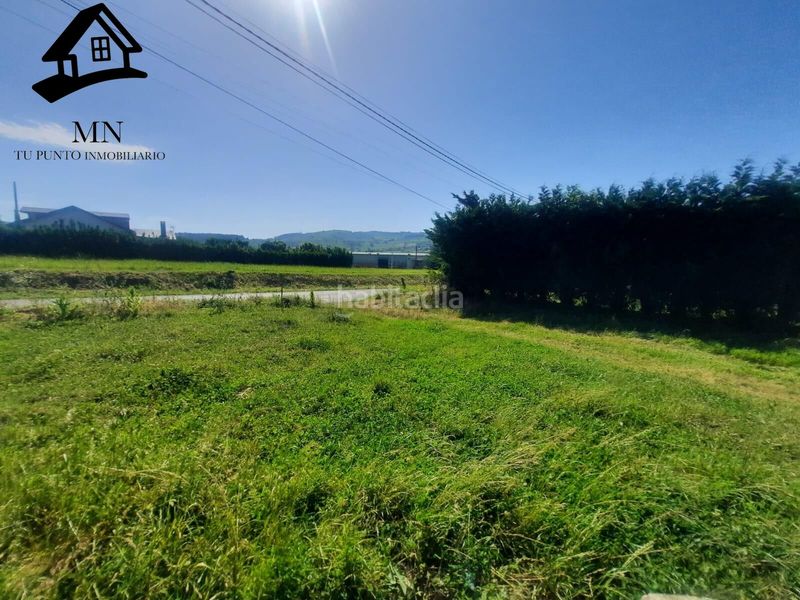 Foto f0ebdde2-7556-40c9-aa5c-1c90252d4b75. Casa amb aparcament a Suances