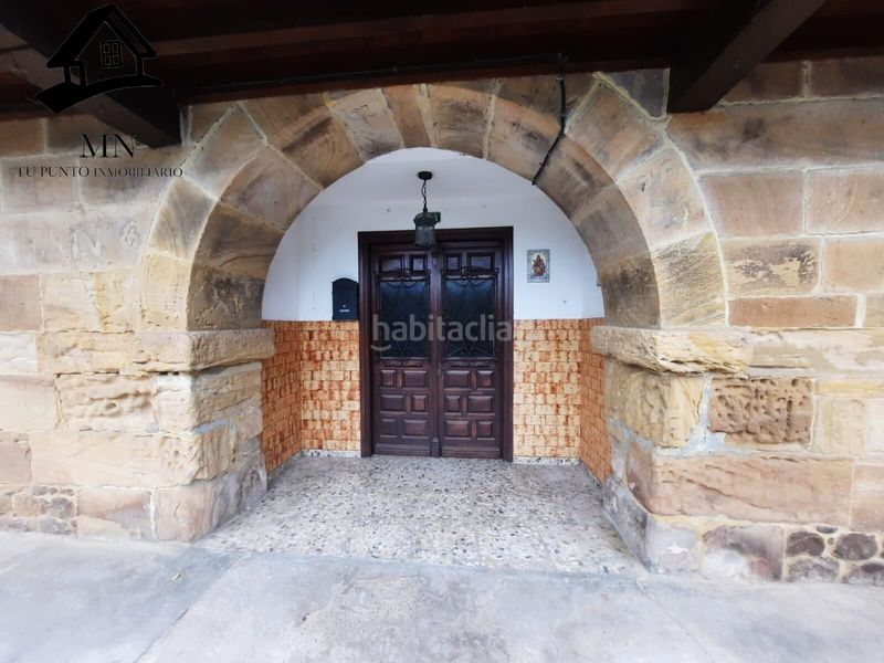 Foto 424d19e7-4e81-47fd-aa22-ba897c4dd8dd. Masia amb aparcament a Villacarriedo