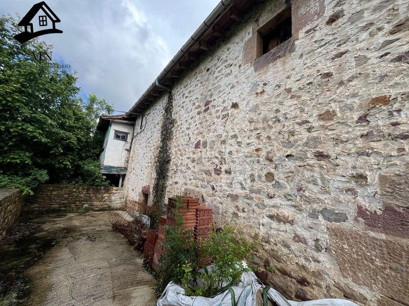 Foto 41772e7a-d7e9-4389-b782-6140229e5c63. Masia a Villafufre
