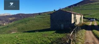 Maison à Villacarriedo. Venta de cabaña en villacarriedo