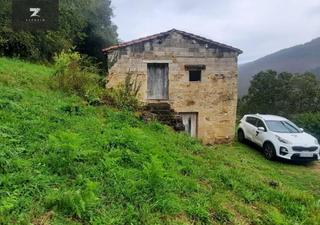 Casa a Luena. Venta de dos cabañas pareadas con terrenos en luena