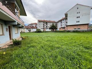 Terrain r�sidentiel en Selaya. Terreno urbano con vivienda en selaya