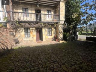 Maison à Cabuérniga. Casona de piedra en el valle de cabuérniga
