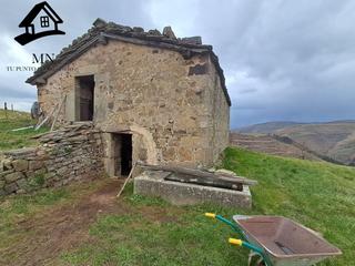 Masia a San Pedro del Romeral. Venta de cabaña pasiega en san pedro del romeral