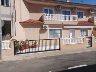 Bauernhof  Dehli. Casa de 4 dormitorios cerca de la playa, en venta en lo pagan
