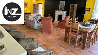 Chalet en Playa de las Gaviotas - El Pedrucho. Precioso chalet independiente , actualizado  recientemente ,con