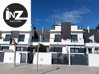 Maison jumelée à Torre de la Horadada. Exclusivo chalet adosado cerca de la playa en torre de la horada