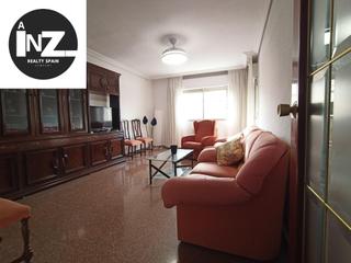 Pis a Cabezo de Torres. Piso de tres dormitorios con garaje y trastero  90 m