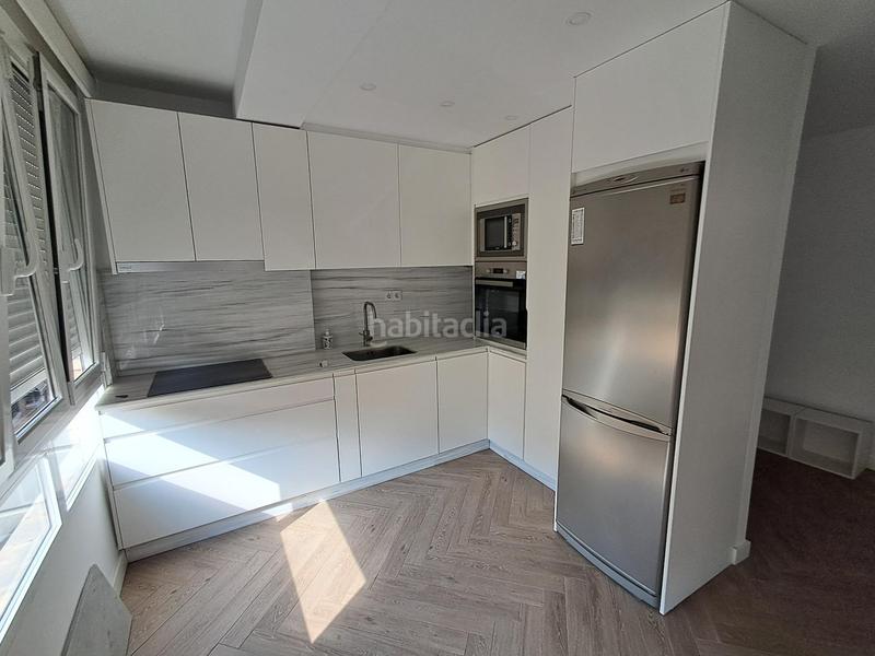 Foto d1e8669d-ae3c-4262-93d0-85ac093b16b6. Alquiler piso bonito apartamento reformado con calidades de lujo en pleno centro en Murcia