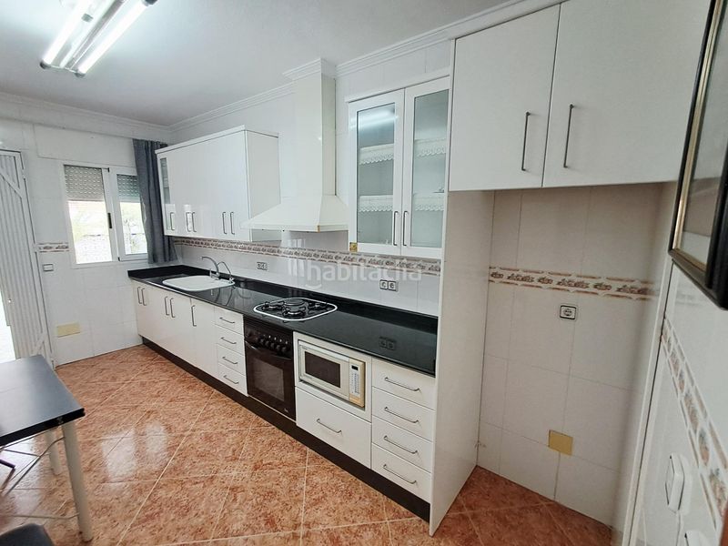 Foto f1cc1056-5393-422c-af05-84c1398d8a35. Casa amb aparcament a Los Ramos Murcia