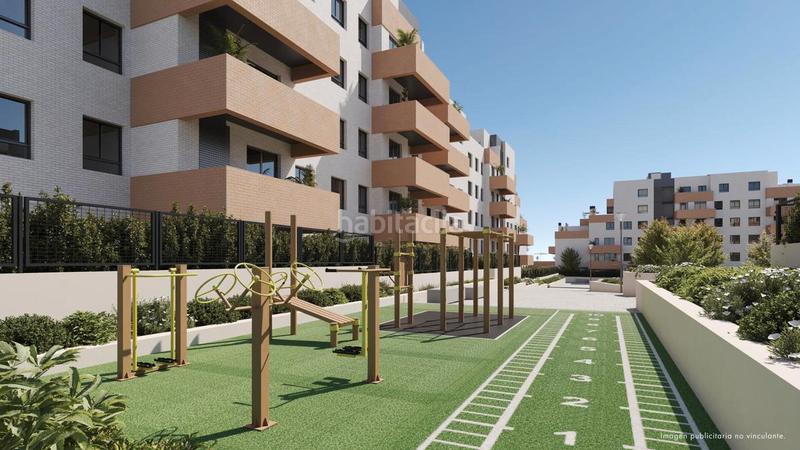 Foto 70ed5cbc-4c50-4cda-bfa2-30cfb50a5b4b. Piso 255m<sup>2</sup> en calle miguel indurain 5 en Ayuntamiento - Avenida Siglo XXI Azuqueca de Henares