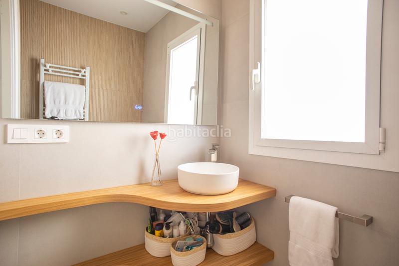 Foto 952327eb-c061-4fe0-828f-939222b0d2fc. Haus mit kamin heizung parking in La Miranda-Can Candeler Sant Just Desvern