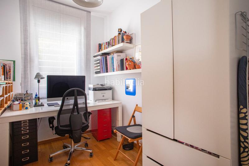 Foto a25cef0e-8636-401e-904c-484532b8d2b3. Haus mit kamin heizung parking in La Miranda-Can Candeler Sant Just Desvern