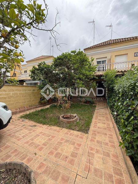 Foto a7c5e479-8e81-4555-9a0a-81704e2eab07. Chalet  en venta en La Laguna Chipiona