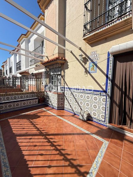 Foto 3069a221-a608-41cc-8889-87eb78572568. Casa dúplex en venta en Santuario Chipiona