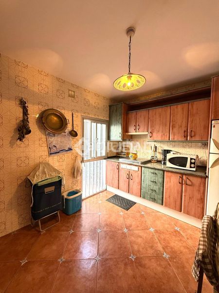 Foto 330b8134-2727-42eb-8ca9-a41225d4a029. Casa dúplex en venta en Santuario Chipiona