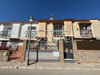 House in Santuario. Dúplex en venta