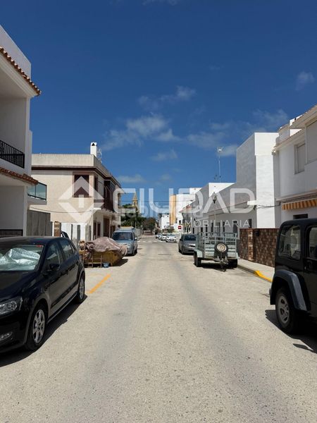 Foto 0ed95a8a-c6bf-43a3-9081-cd9423971eb2. Planta baja  en venta en Santuario Chipiona