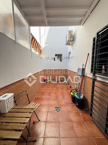 Foto 528c1925-64b2-4091-8c9b-b047d33ebb2e. Casa a Avenida de Rota Chipiona