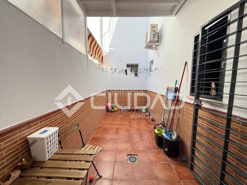 Foto e73a93b2-750d-44e2-878f-c03a9ac26f44. Casa a Avenida de Rota Chipiona