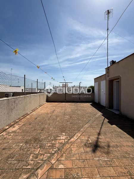 Foto 53aaa330-c81b-4250-a603-a9bed6f35e3d. Pis a Centro Chipiona