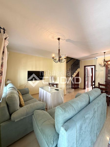 Foto a9651319-424d-4edd-9058-e909b1bd1bda. Casa a Playa de la Regla Chipiona