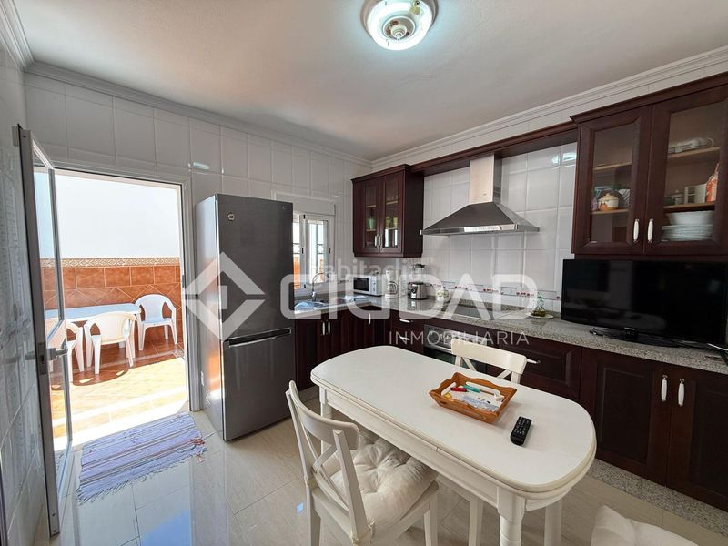 Foto c92b0b70-fe5b-495b-8d44-f51c81f0db96. Casa a Playa de la Regla Chipiona