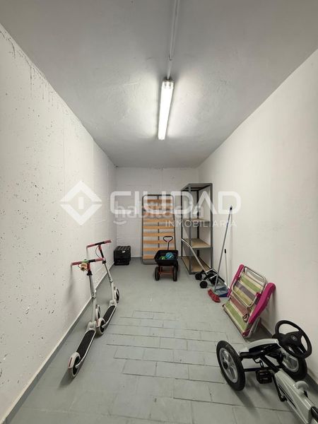 Foto d536172c-793b-4a31-a811-e1fad63158ed. Aparcament cotxe a Playa Cruz del Mar Chipiona