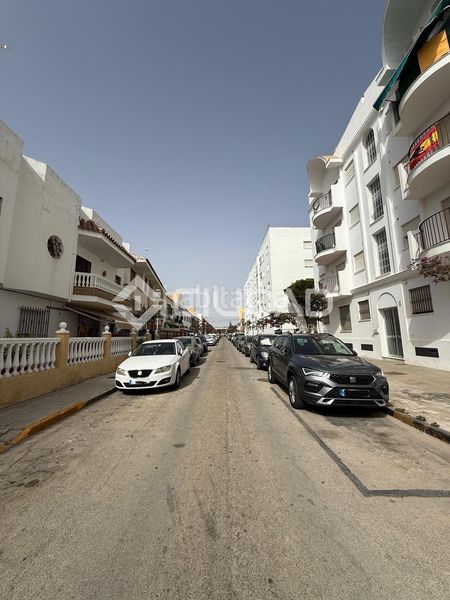 Foto 9f6cf965-e38c-4001-b364-f7e882b82ad3. Aparcament cotxe a Playa Cruz del Mar Chipiona