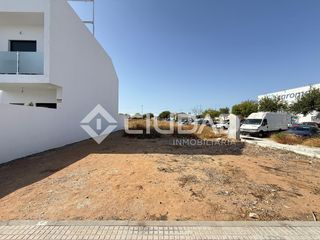 Terreny residencial a Estación de Autobuses. Parcela urbana en venta