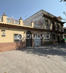 Ground floor in Puerto Deportivo. Vivienda en planta baja en venta