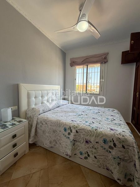 Foto 89aa6dce-6644-41b4-92f3-919ccb5b29d9. Casa amb aparcament a La Laguna Chipiona