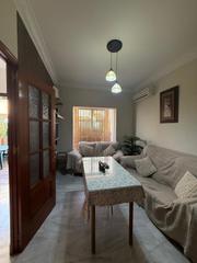 Maison à Avenida de Rota. Duplex en zona polideportivo